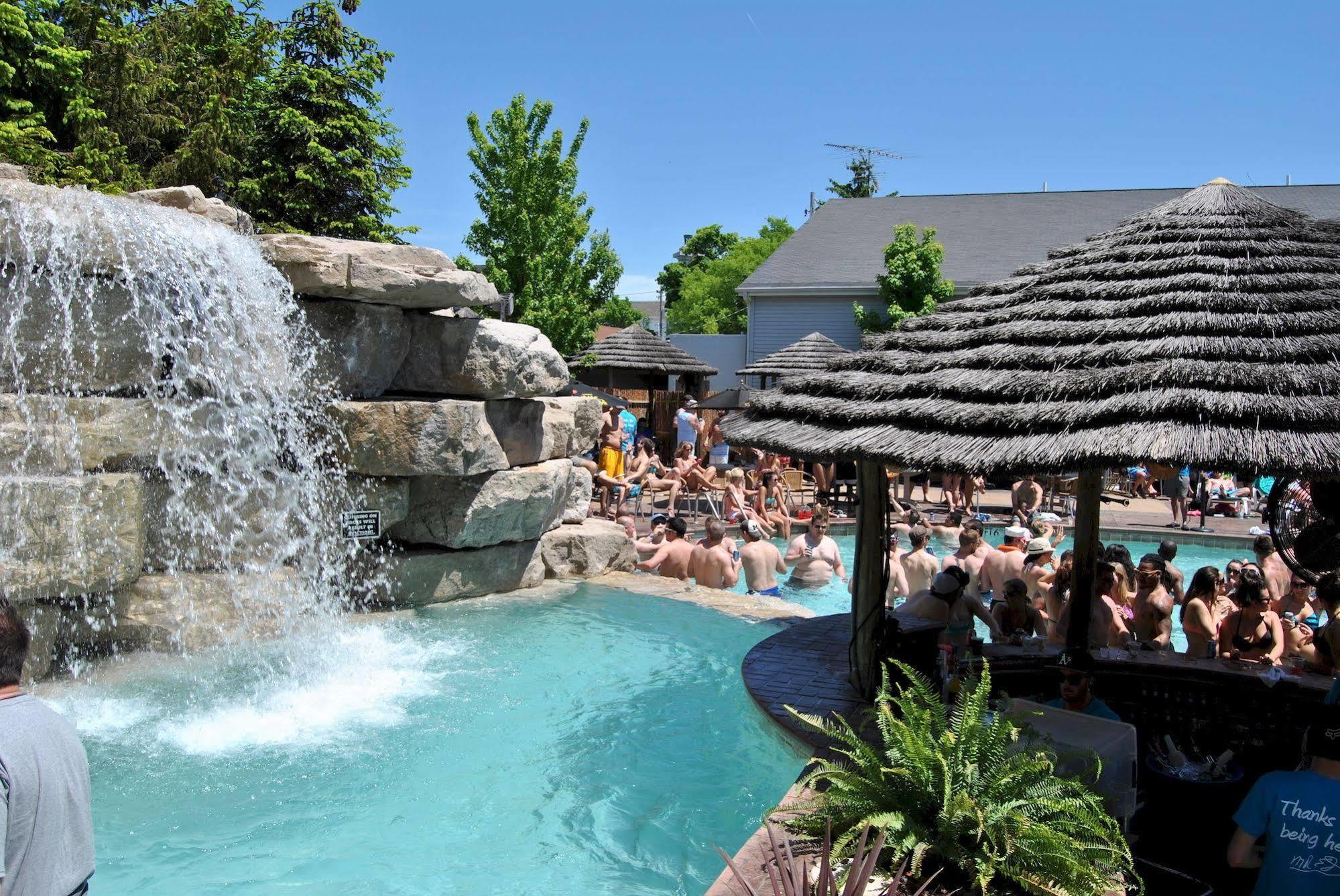 Commodore Resort Put-in-Bay Eksteriør bilde